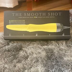 🆕 Drybar Paddle Brush Blow Dryer NIB * open to reasonable offers 💸